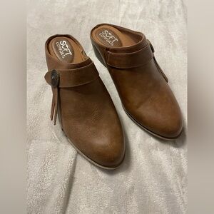 NWOT Women's Brown Mules